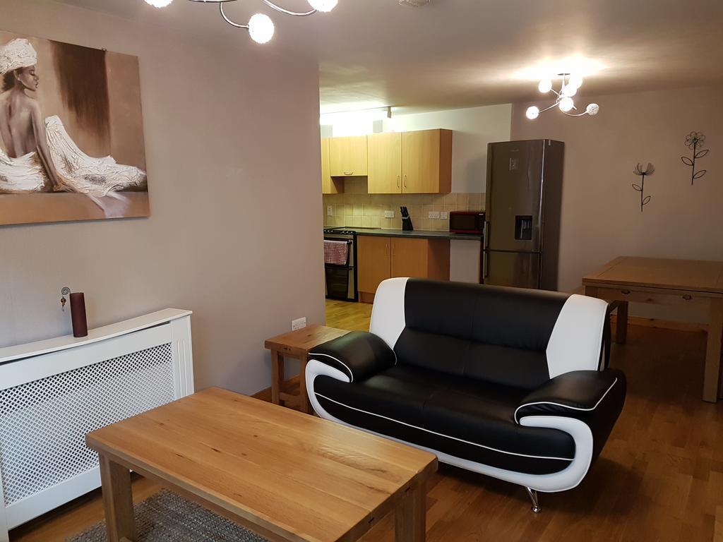 Lascala City Apartment Inverness Exteriör bild
